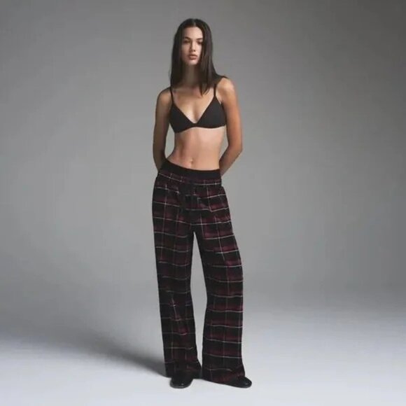 NWT SKIMS OUTDOOR FLANNEL OVERSIZED PANTS SZ SMALL - Picture 1 of 6